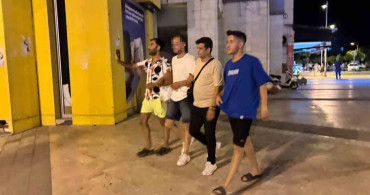 Muğla'da çatıya çıkan genç ikna edilerek aşağı indirildi
