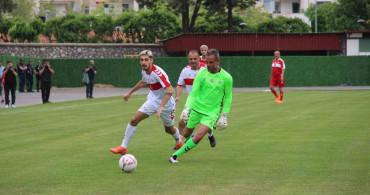 Muğla'da Şöhretler ve Gençler Karması Futbol Müsabakası