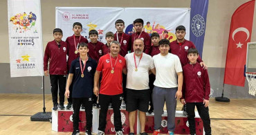 Muğla'nın Genç Güreşçileri Şampiyonluk Sevinci Yaşadı
