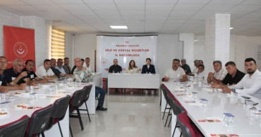 Muhtarlarla sosyal hizmet iş birliği masaya yatırıldı