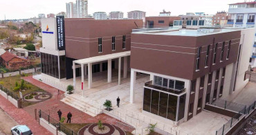 Muratpaşa Belediyesi'nden Sanat Kursları: Tiyatro ve Bağlama