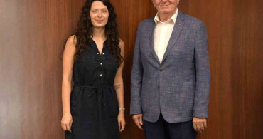 Murzioğlu’ndan Aybüke Eldemir’e tebrik