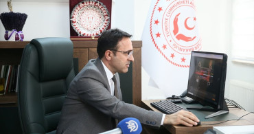 Muş Aile ve Sosyal Hizmetler Müdürü Ahmet Kırtay 'Yılın Kareleri' Oylamasında