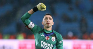 Muslera: 'Benden Cavani ve Suarez'i Çağırmamı İstiyorlar'