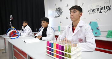 Muşlu Öğrenciler Fen Bilimlerinde Uygulamalı Eğitim Alıyor