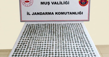 Muş'ta 749 Tarihi Sikke Ele Geçirildi