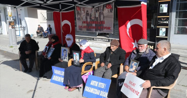 Muş'ta Evlat Nöbeti Sürüyor