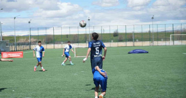 Muş'ta Gençler Sahada, Gelecek Emniyette Turnuvası Başladı