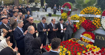 Mustafa Cengiz, Kabri Başında Anıldı