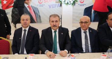 Mustafa Destici'den İftar Programında Kritik Açıklamalar