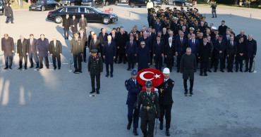 Mustafa Kemal Atatürk için Anıtkabir'de Devlet Töreni Düzenlendi