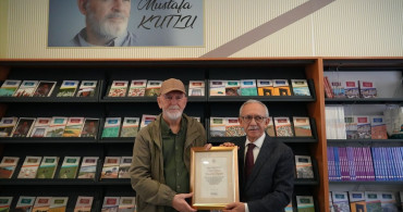 Mustafa Kutlu'ya Türk Dilinin Yaşayan Değeri Ödülü