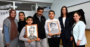 Mutluluğun Resmini Çiziyorum Projesiyle Özel Öğrencilere Umut Oldular