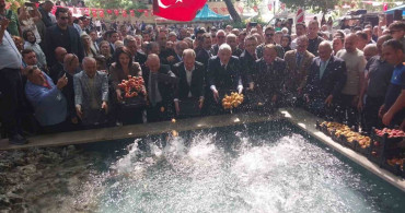 Mut'ta 64. Karacaoğlan Kayısı Festivali Coşkuyla Başladı