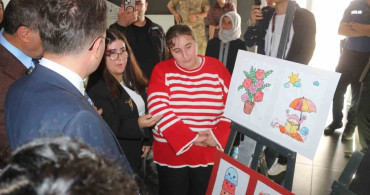 Narman’da özel eğitim öğrencilerinin sergisi açıldı