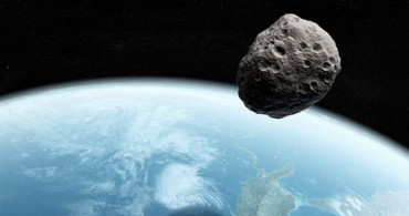 NASA: Eyfel'den Daha Büyük Bir Cisim Geliyor
