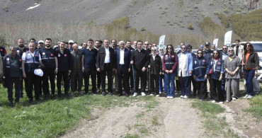 Nemrut Kalderası'nda Çevre Temizliği Seferberliği