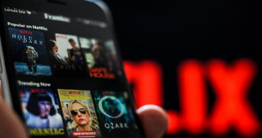 Netflix’ten Ne izlesem? diye düşünenlere çözüm Bir Şeyler Oynat özelliği