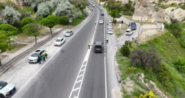 Nevşehir'de Bayramda Polis Ekiplerinden Sürpriz İkramlar