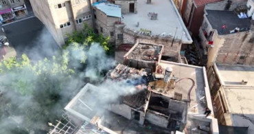 Nevşehir'de çatı yangını temkinli müdahale ile söndürüldü