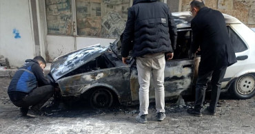 Nevşehir'de Park Halindeki Otomobil Alev Alev Yandı