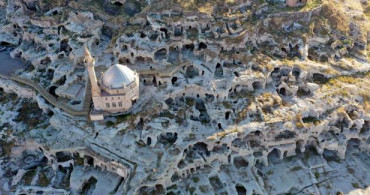 Nevşehir'de Tarihi Yamaç Yerleşimi