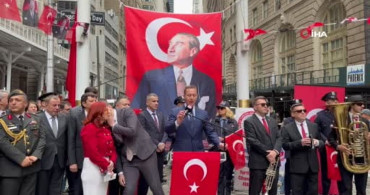 New York'ta Mehter Gösterisi Coşkuyla İslah Edildi
