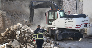 Niğde Kalesi'nde İstinat Duvarı Çöktü