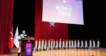 Niğde ömer halisdemir üniversitesi mezuniyet töreni coşkuyla kutlandı