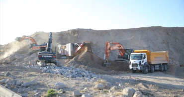 Niğde OSB'de Hafriyatla 40 Milyon Lira Tasarruf Sağlandı