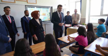 Niğde’de 67 bin 811 öğrenci karne heyecanı yaşadı