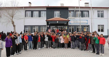 Niğde'de Jandarmadan Öğrencilere Meslek Tanıtımı ve Güvenlik Eğitimi