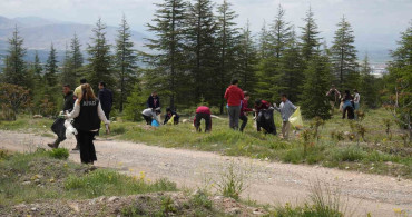Niğde'de 'Orman Benim' Etkinliği: Yeşili Koru, Doğayı Severek Yaşa
