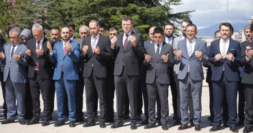 Niğde'de Şehitlik Ziyareti