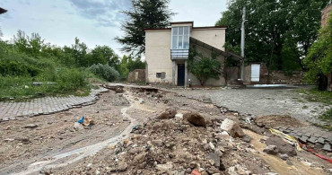 Niğde'de Sel Faciası: Bir Kadın Hayatını Kaybetti