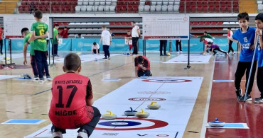 Niğde'nin Genç Sporcuları Türkiye Şampiyonası'nda Başarı Elde Etti