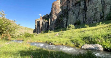 Niğde’nin uzandı vadisi doğal güzellikleriyle ziyaretçilerini bekliyor