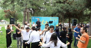 Nilüfer’de Engelleri Sevgiyle Aşma Etkinliği