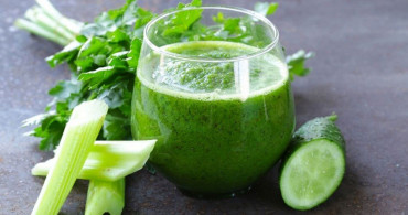 Ödem Attırıcı Detoks Tarifi: Maydanoz Kürü