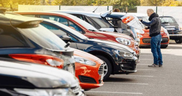 Öğlene kadar resmen artacak: Sıfır ve ikinci el otomobilde beklenen zam geliyor