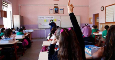 Öğrencilere cinsel içerikli oyuncak dağıttılar: Milli Eğitim Bakanlığı soruşturma başlattı
