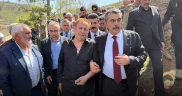 Öğrencilerini Korurken Hayatını Kaybeden Öğretmenin Eşi: “Gurur Duyuyorum”