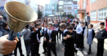 Okullarda ara tatil bitti ilk ders zili çalındı!