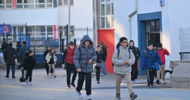 Okullarda Ara Tatil Sonrası İlk Ders Zili Çaldı