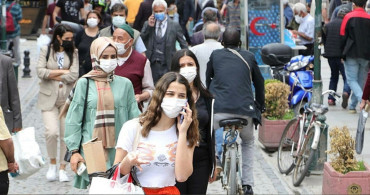 Okulların açılması ertelenecek mi? Okullar uzaktan eğitimle mi başlayacak? İşte korkutan uyarı!