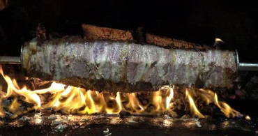 Oltu Cağ Kebabı TasteAtlas'ın En İyi İki Türk Yemeği Arasında