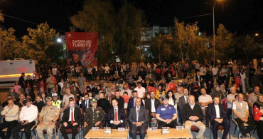 Oltulular 15 Temmuz demokrasi nöbetinde bir araya geldi