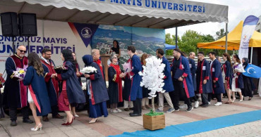OMÜ Fen Fakültesi mezuniyet töreni gerçekleşti