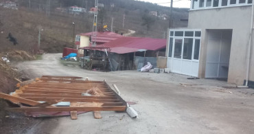 Ordu'da Fırtına 11 Evin Çatısını Uçurdu