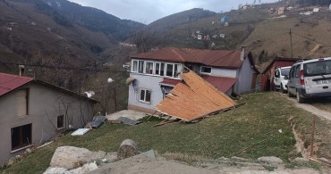 Ordu'da Fırtına Yüzünden Evlerin Çatısı Uçtu